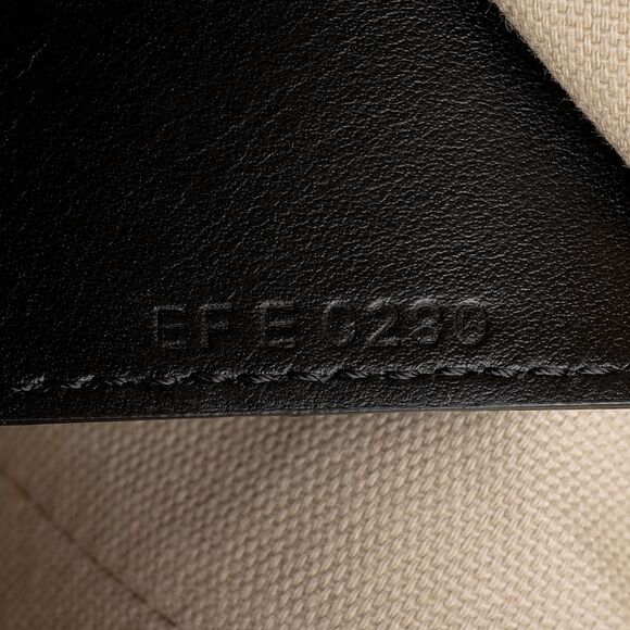 Givenchy Calfskin Soft Antigona Medium Satchel - Picture 6 of 15